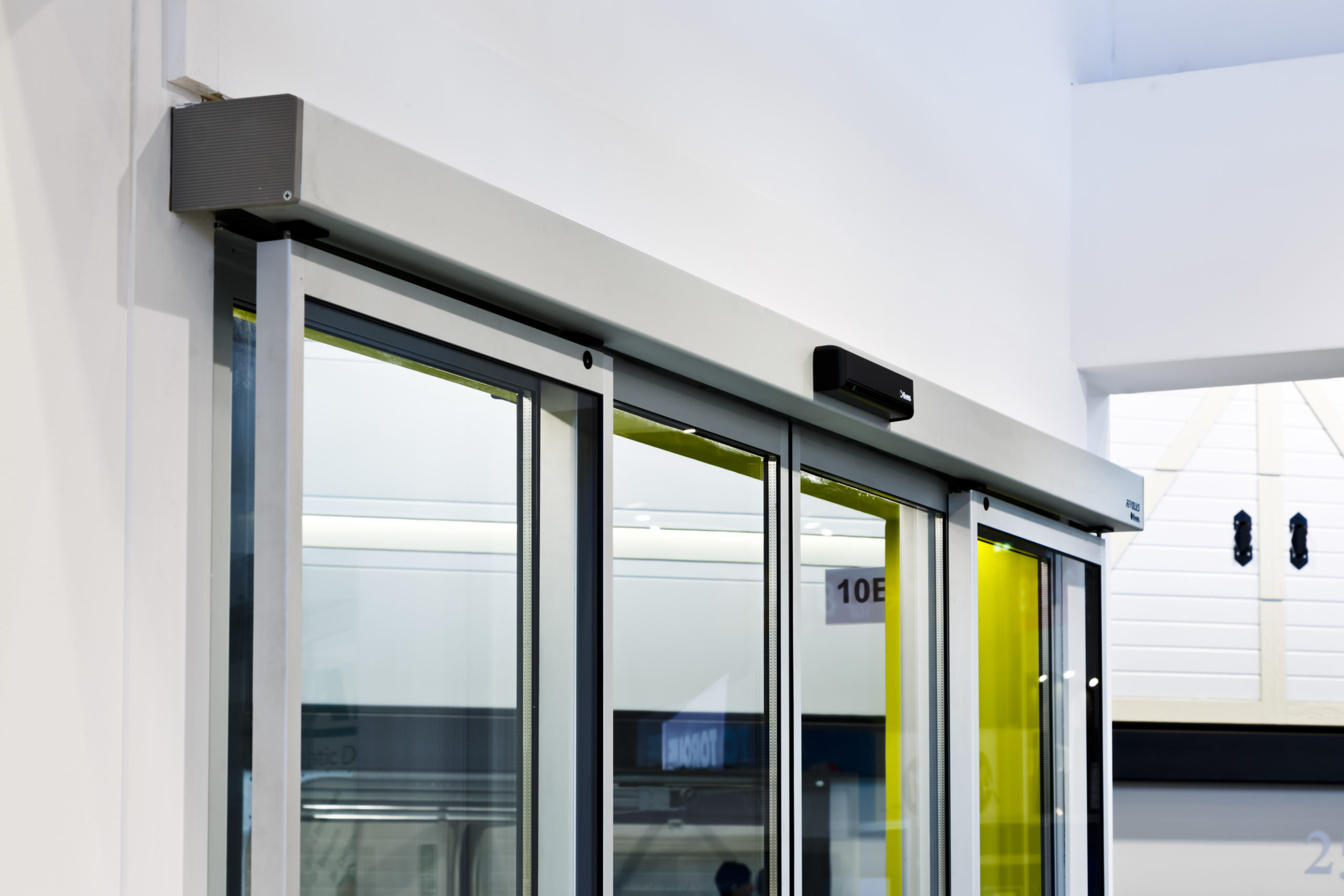 Explore Our Range of High-Quality Automation Solutions: Automatic Sliding Doors, Gates, Rolling Shutters, Pole Barriers, and Access Control Systems - Micro Point Trading